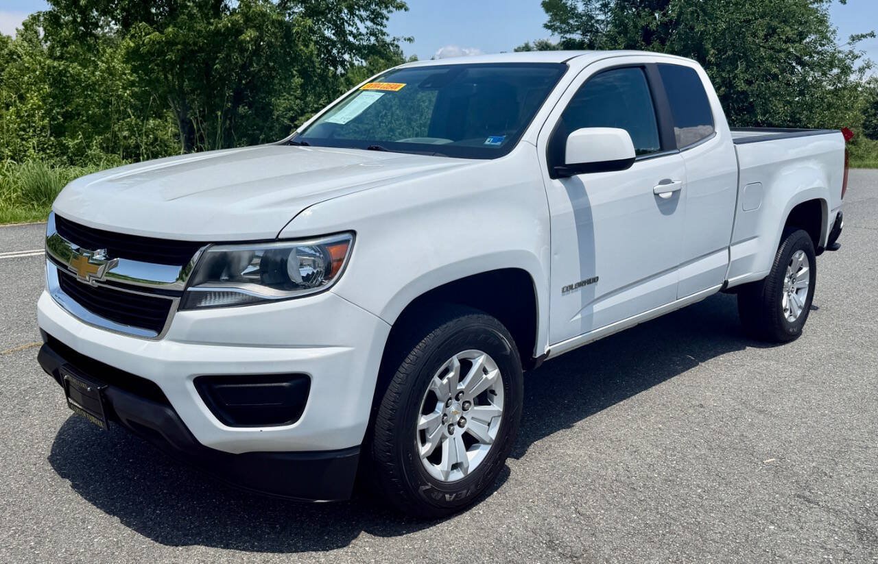 Used 2020 Chevrolet Colorado LT w/ Safety Package RWD image 3