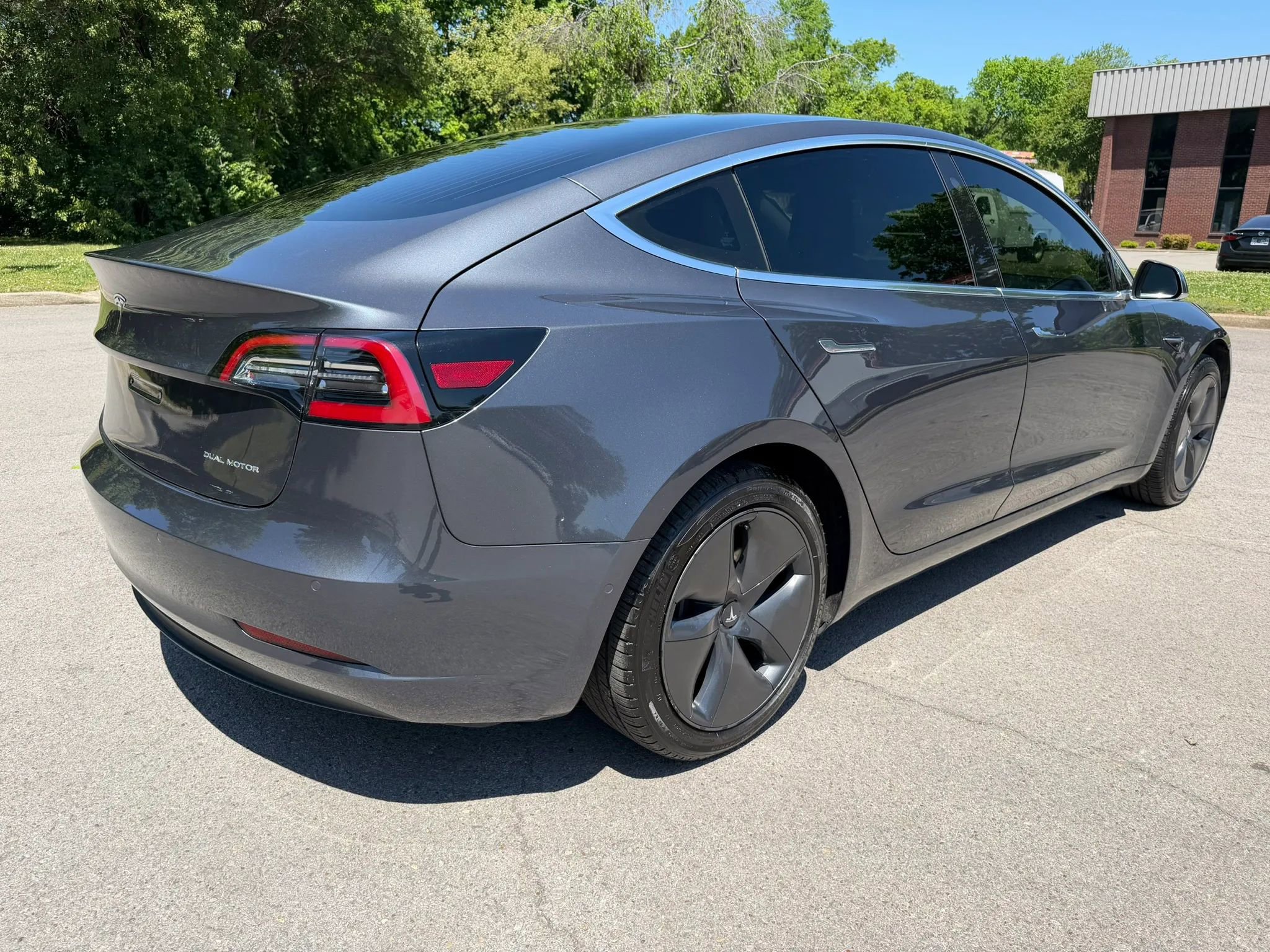 Used 2019 Tesla Model 3 Long Range AWD/4WD image 3