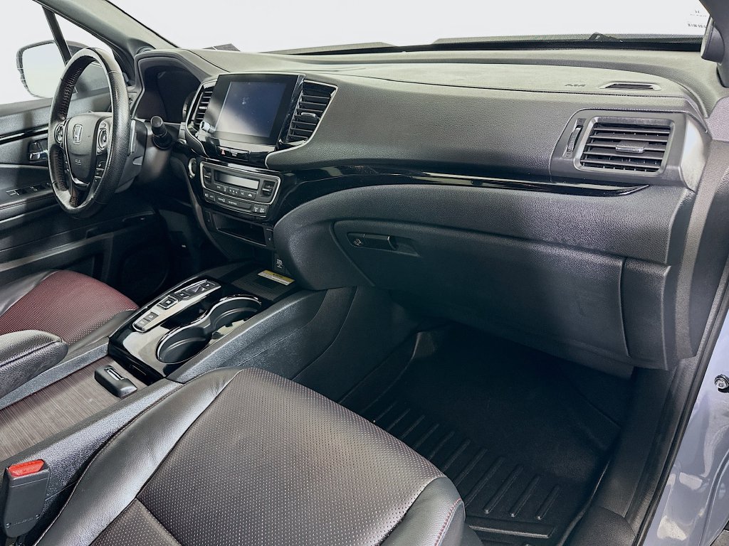 Used 2022 Honda Ridgeline Black Edition image 31