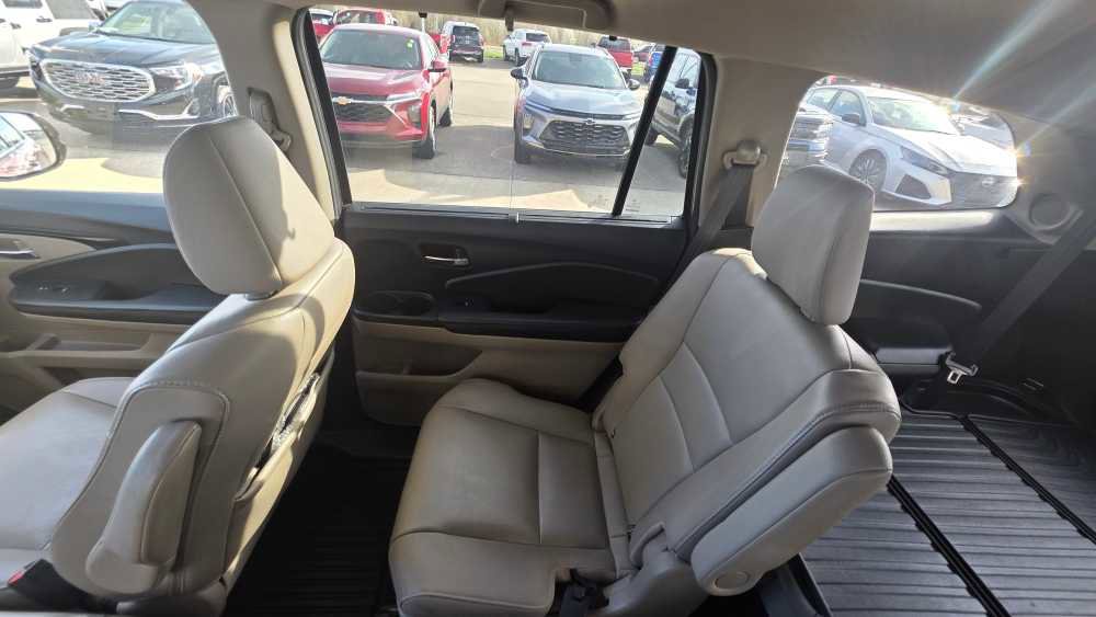 Used 2022 Honda Pilot Touring image 23