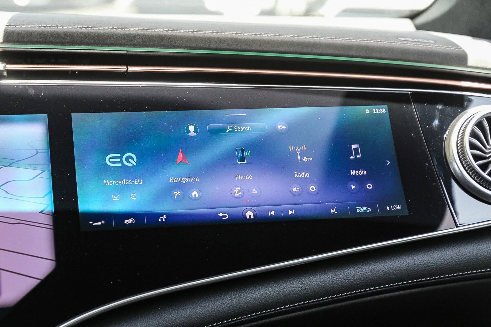 Used 2024 Mercedes-Benz EQS 580 4MATIC Sedan image 20