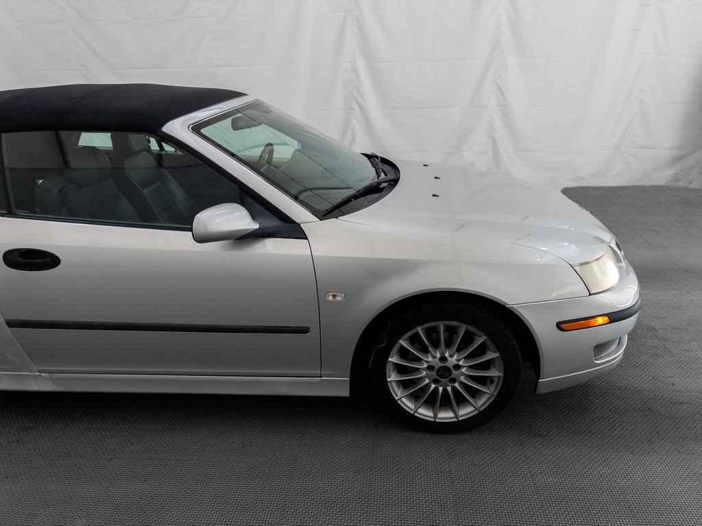 Used 2005 Saab 9-3 Arc image 7