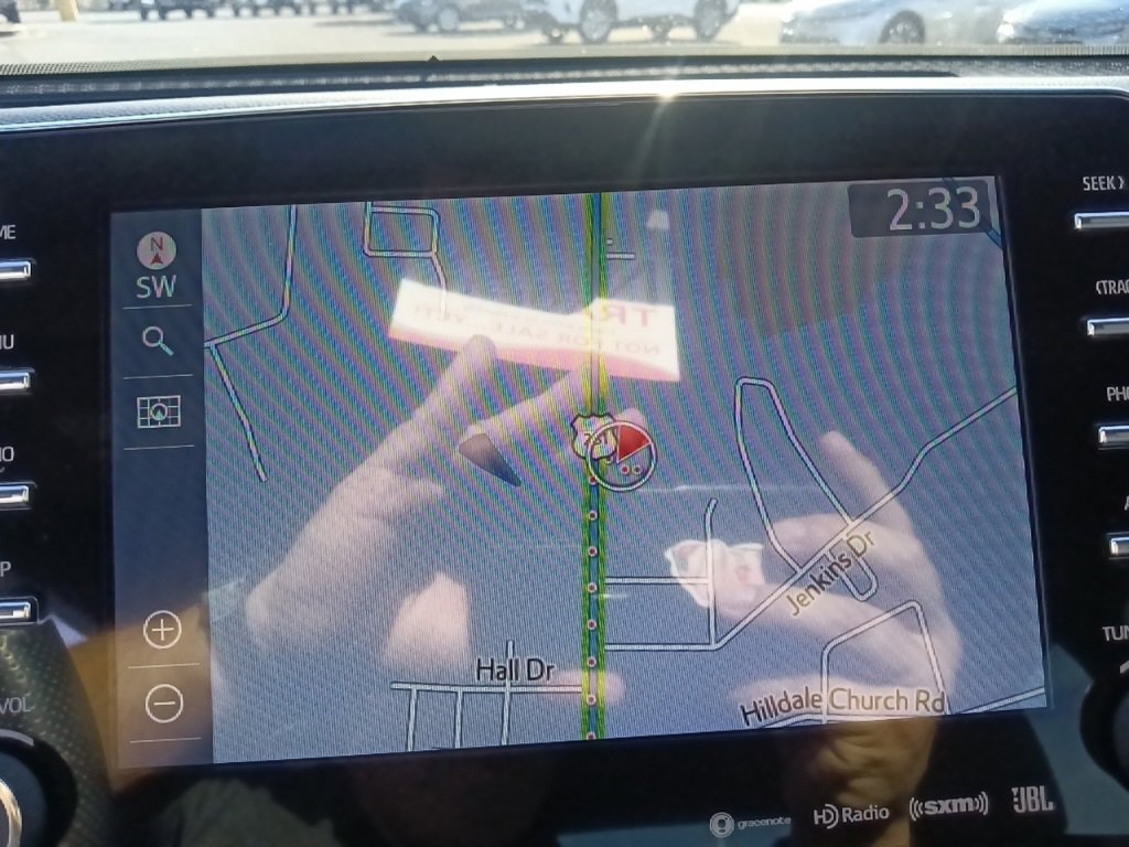 Used 2021 Toyota Avalon Limited image 22