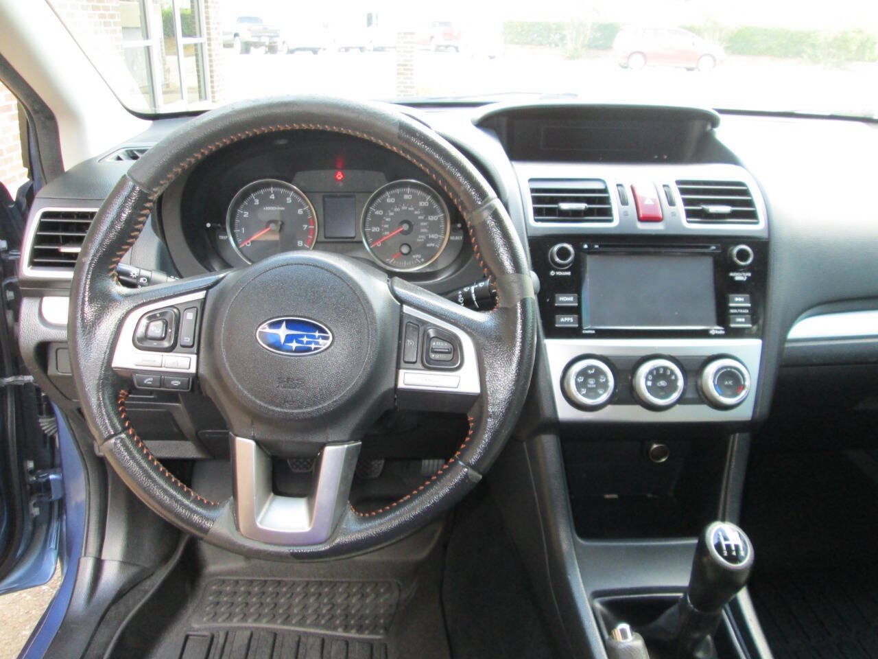 Used 2017 Subaru Crosstrek 2.0i Premium AWD/4WD image 9