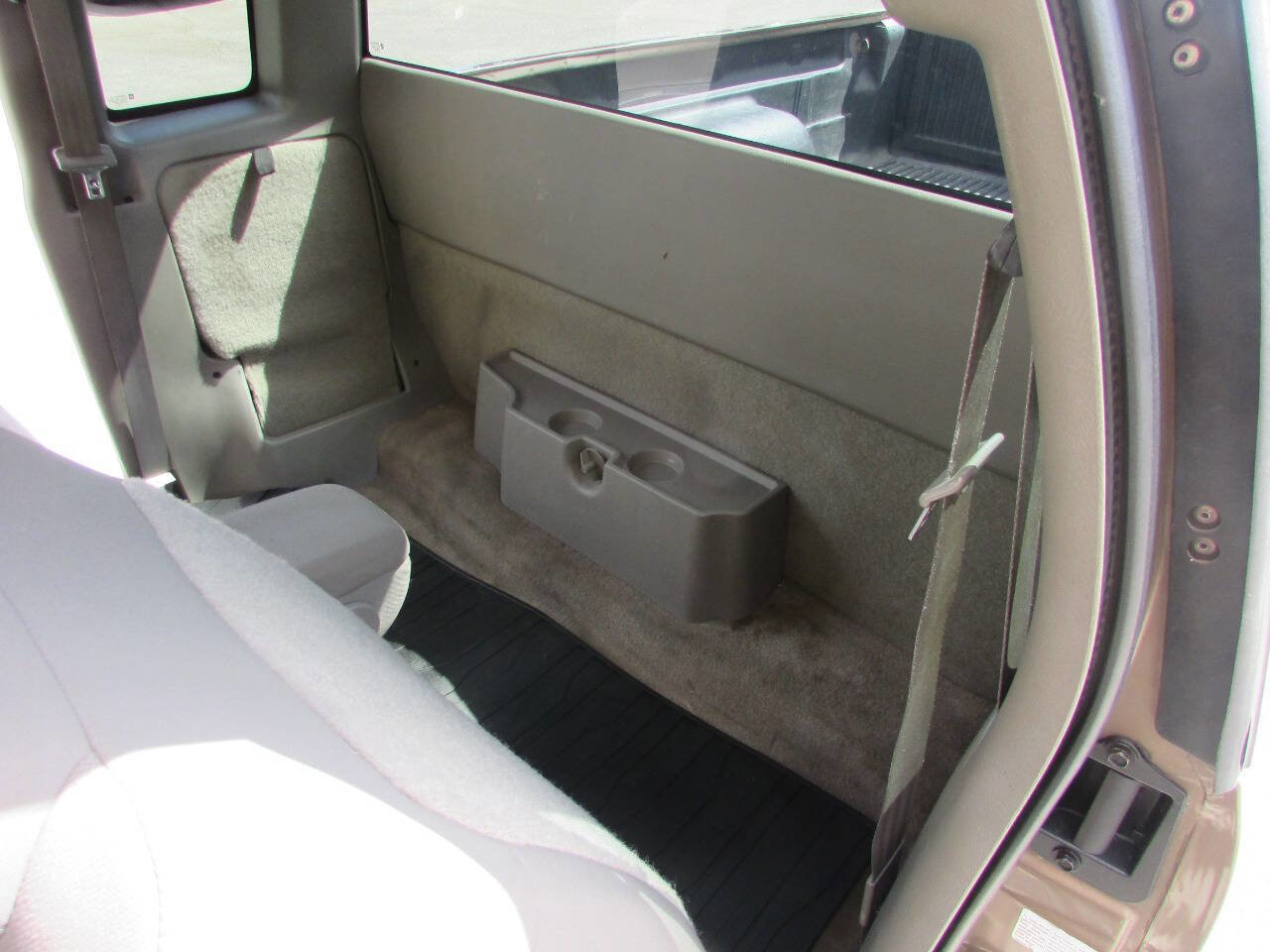 Used 2003 GMC Sonoma SLS w/ SLS Preferred Equipment Group image 16