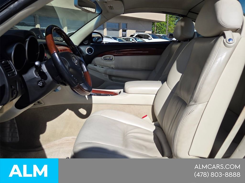 Used 2006 Lexus SC 430 Convertible image 4