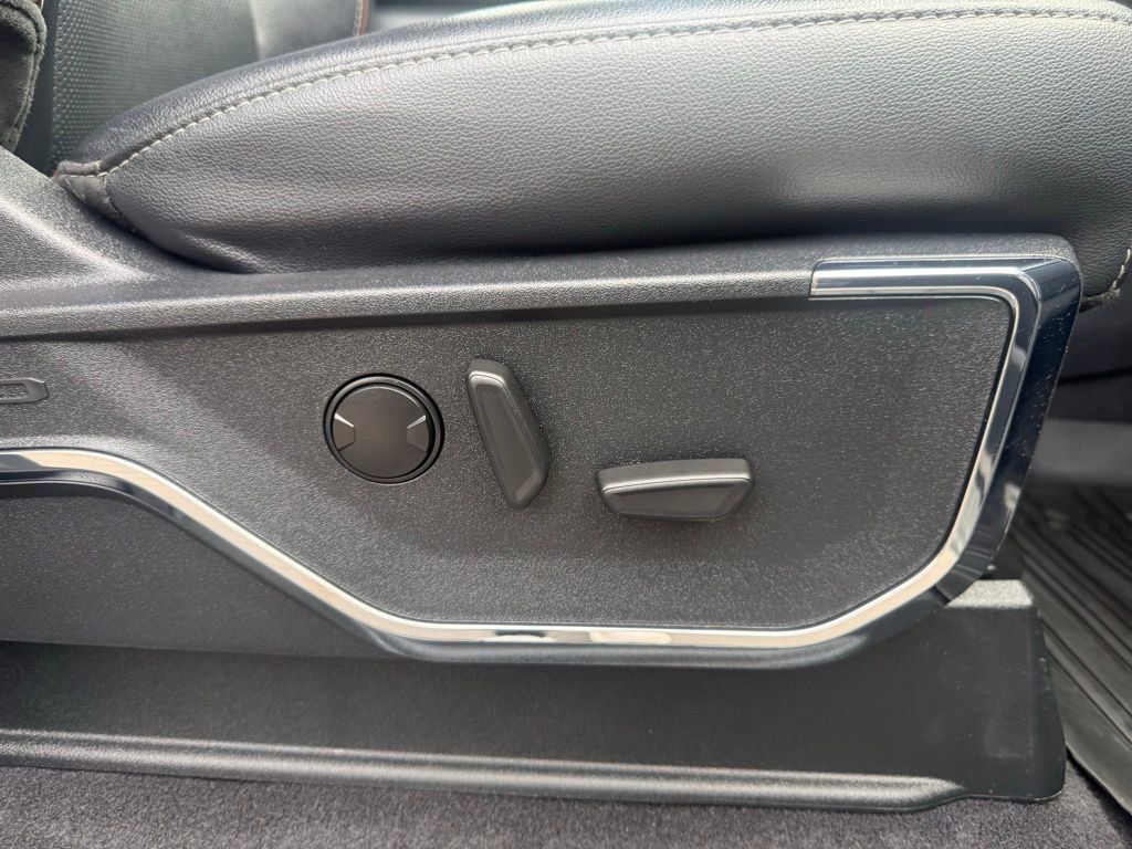 Used 2023 Ford F150 Lariat AWD/4WD image 59