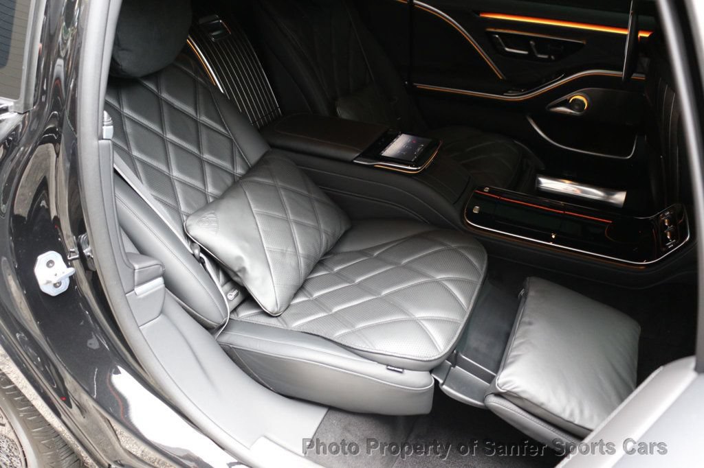 Used 2025 Mercedes-Benz Maybach S 680 4MATIC image 45