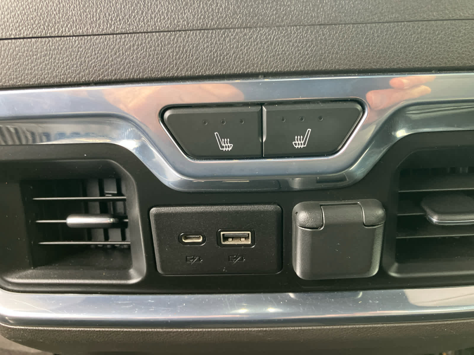 Used 2020 Chevrolet Silverado 1500 LTZ w/ LTZ Plus Package image 41