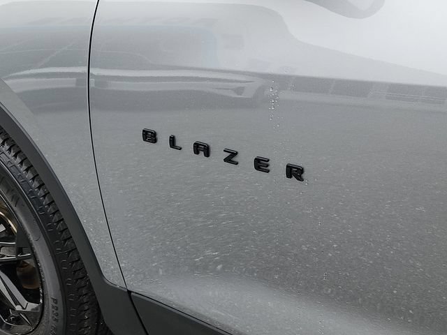 Used 2024 Chevrolet Blazer LT w/ Convenience Package FWD image 30