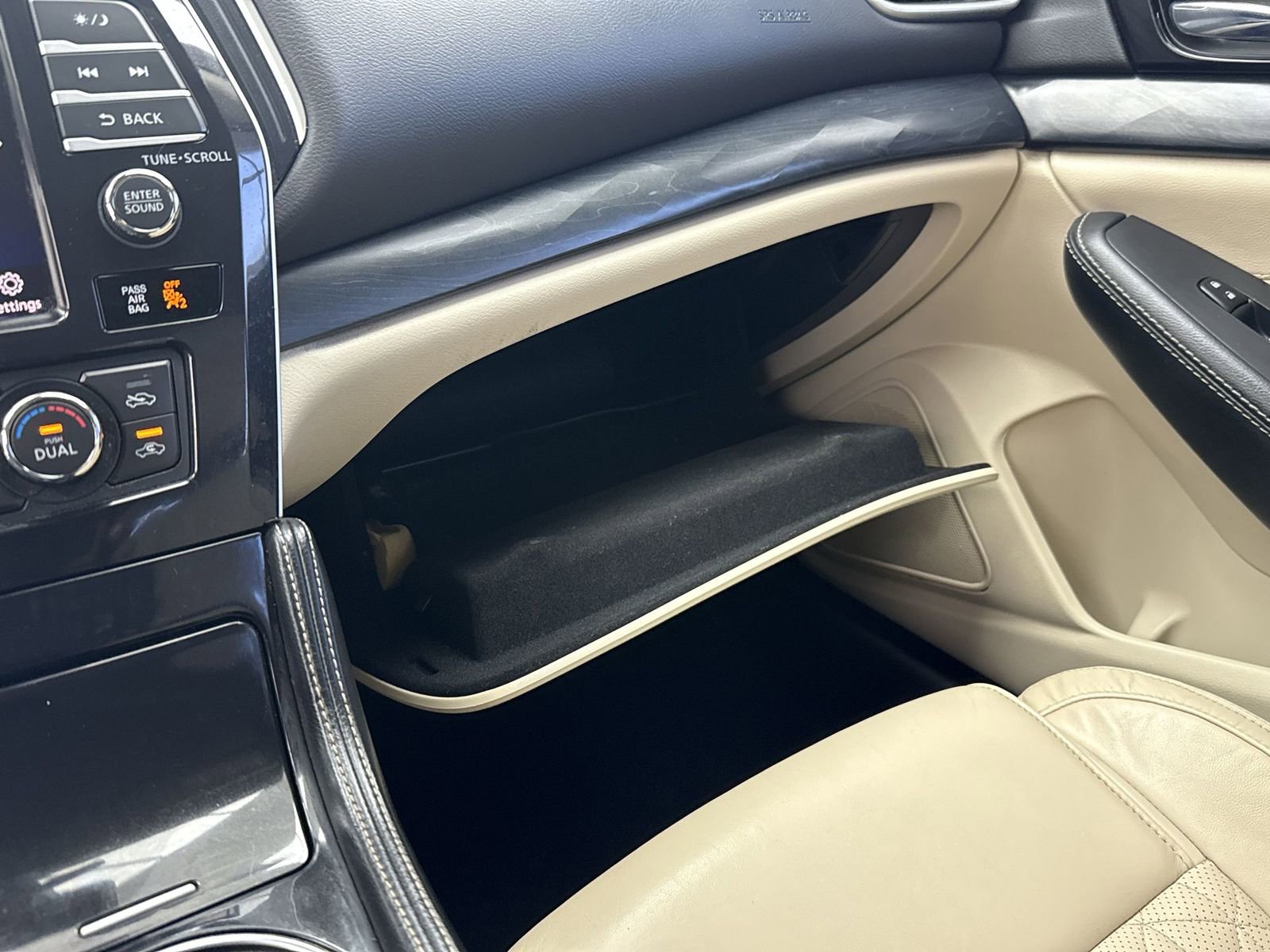 Used 2021 Nissan Maxima Platinum w/ Sport Mat Group image 33