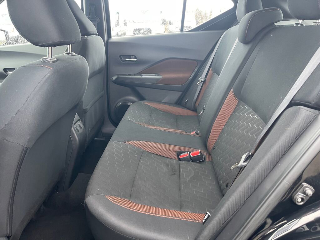 Used 2024 Nissan Kicks SR image 19