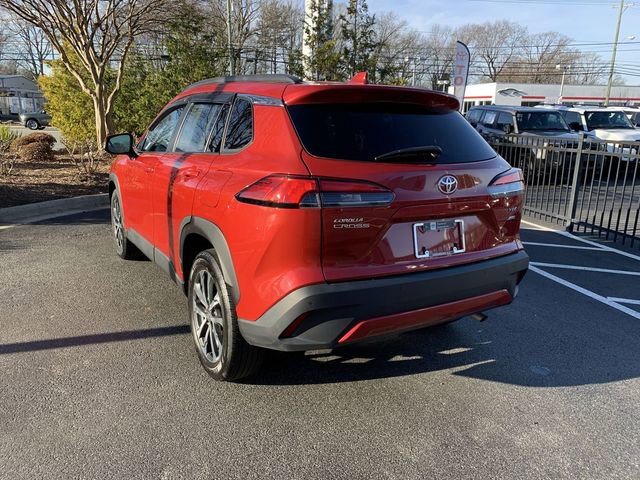 Certified 2023 Toyota Corolla Cross XLE image 6