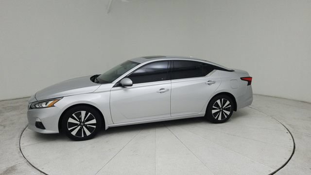 Used 2019 Nissan Altima 2.5 SV FWD image 2