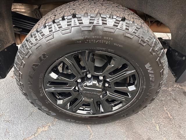 Certified 2021 GMC Sierra 2500 Denali w/ Denali Black Diamond Edition image 33