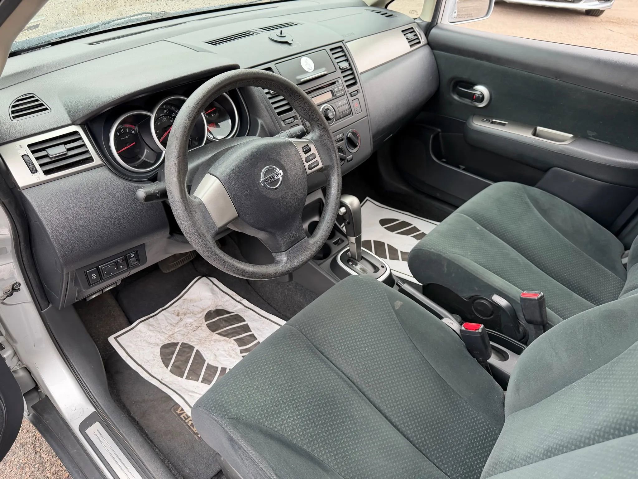 Used 2011 Nissan Versa 1.8 S w/ PWR Plus Pkg image 14