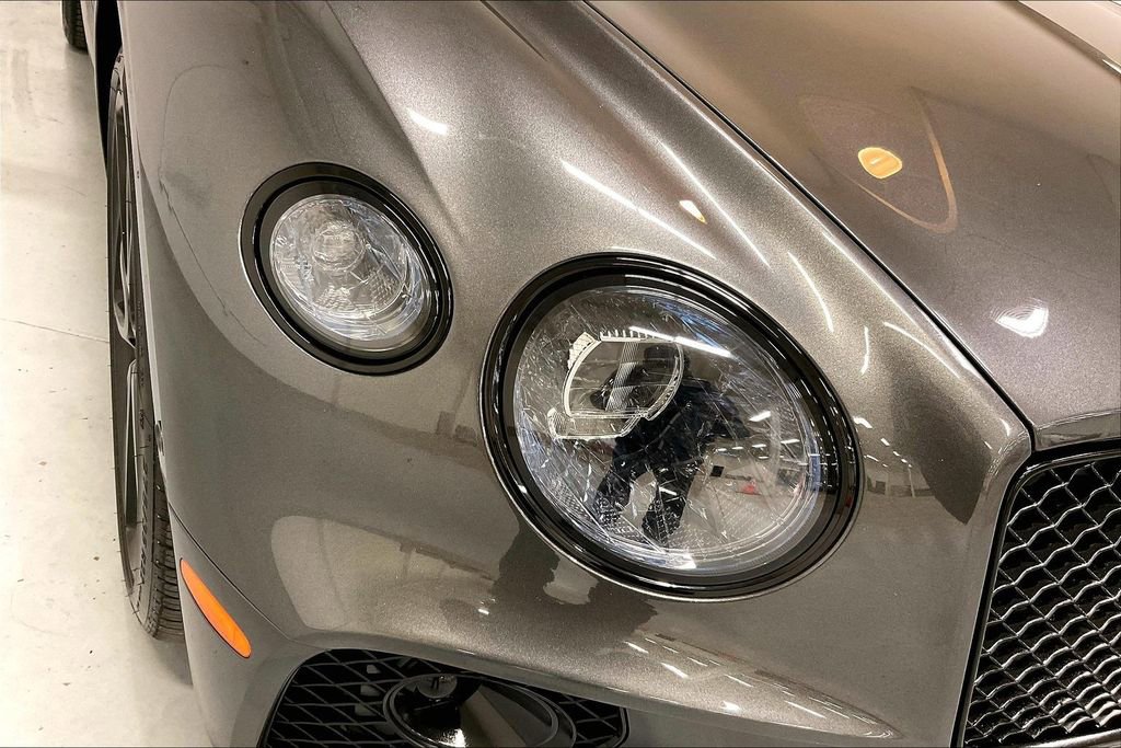 Used 2021 Bentley Continental GT V8 AWD/4WD image 29
