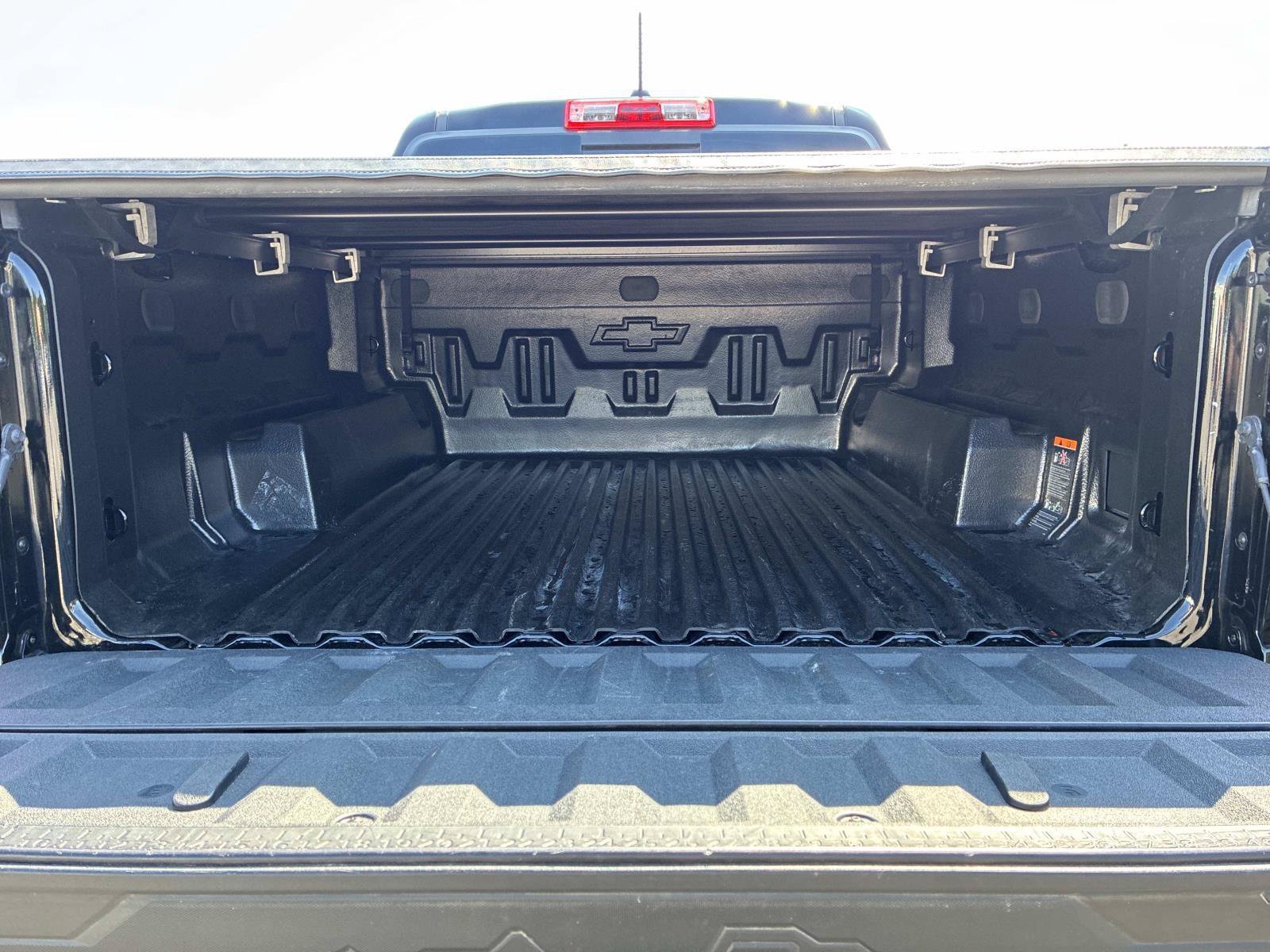 Used 2025 Chevrolet Colorado Trail Boss AWD/4WD image 13