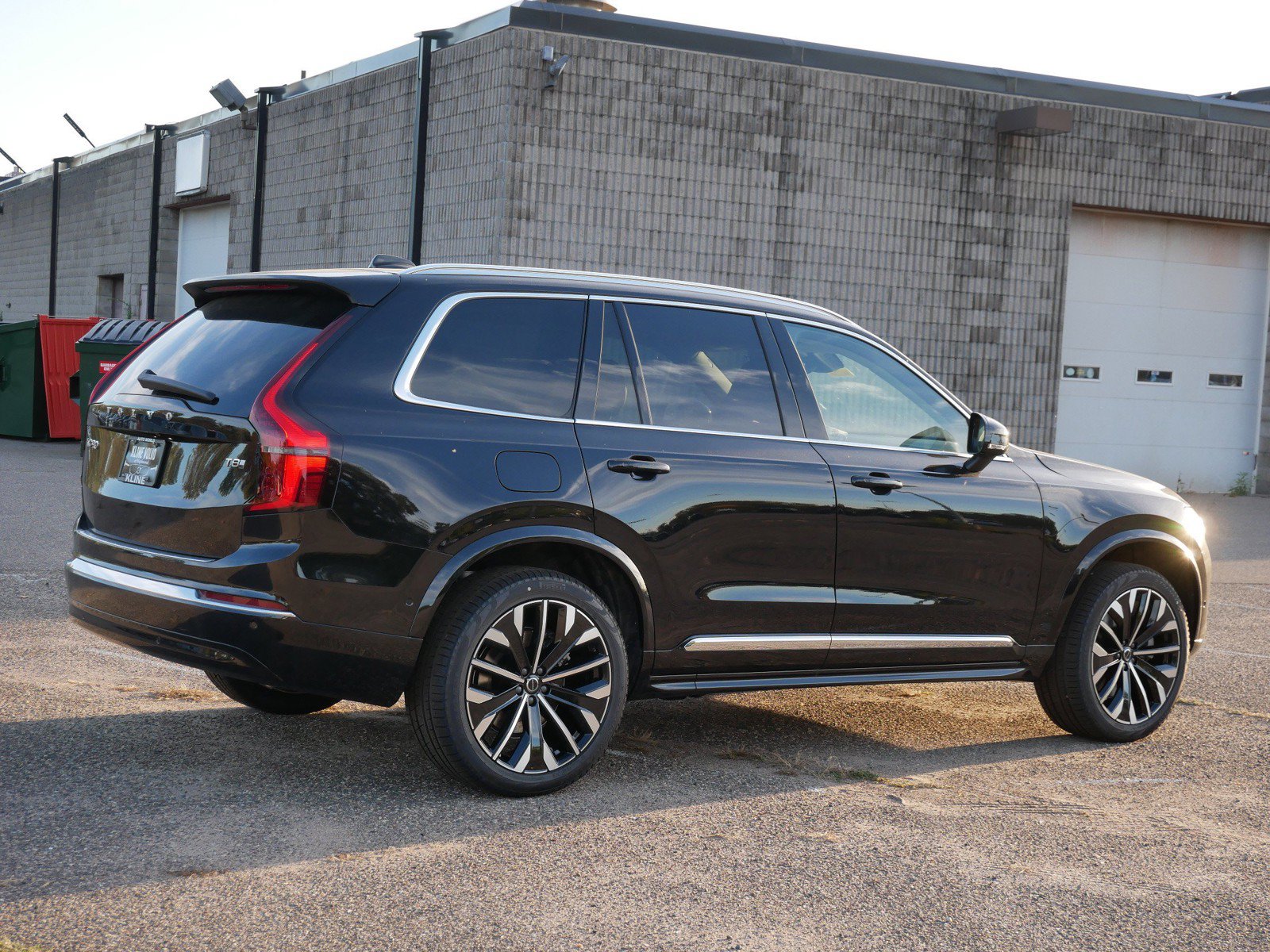 New 2027 Volvo XC90 T8 Ultra AWD/4WD image 3