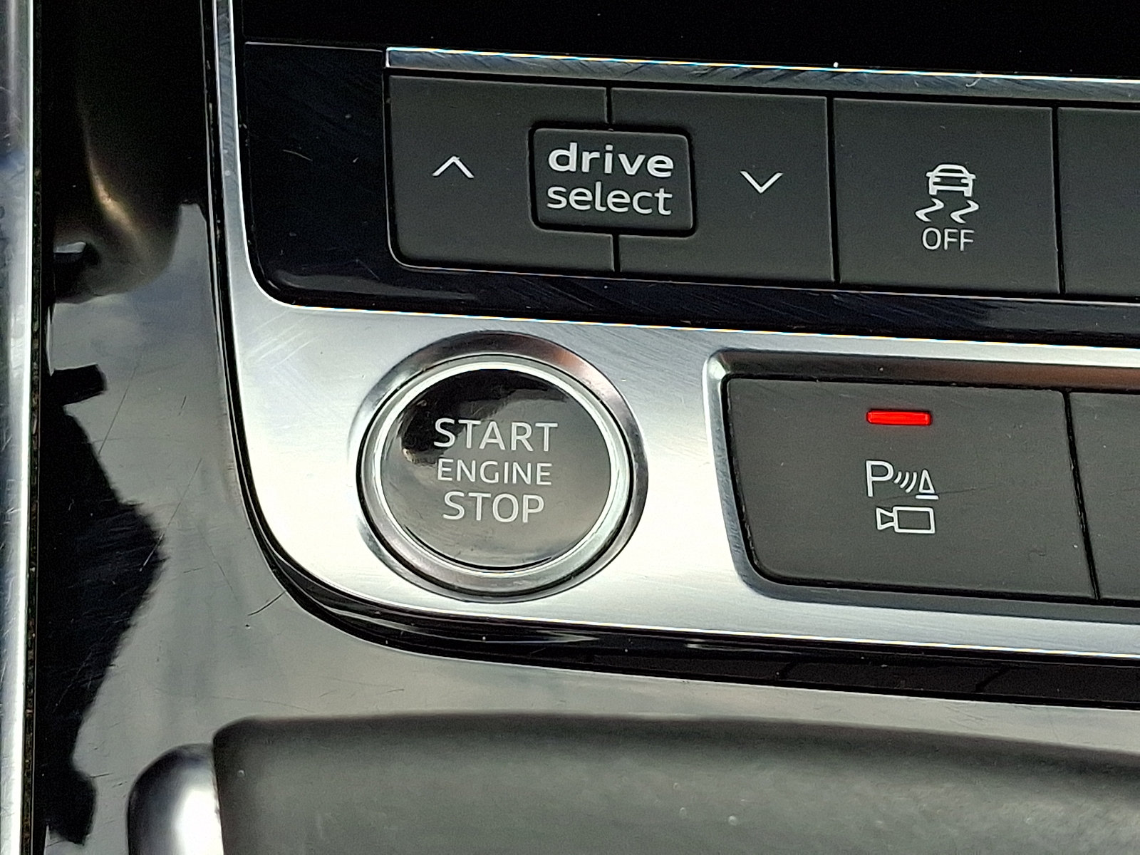 Used 2021 Audi Q7 2.0T Premium w/ Convenience Package AWD/4WD image 25