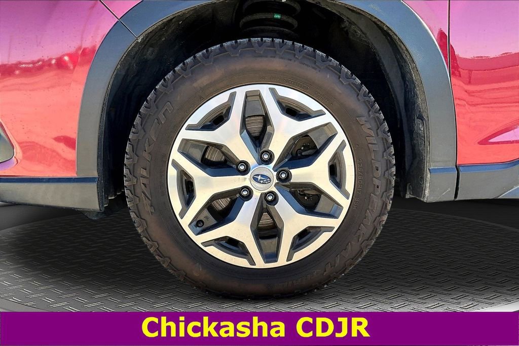 Used 2023 Subaru Forester Premium image 31