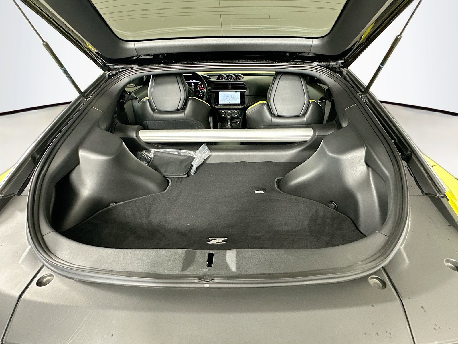 Used 2023 Nissan Z w/ Floor Mat Package (L93) RWD image 25