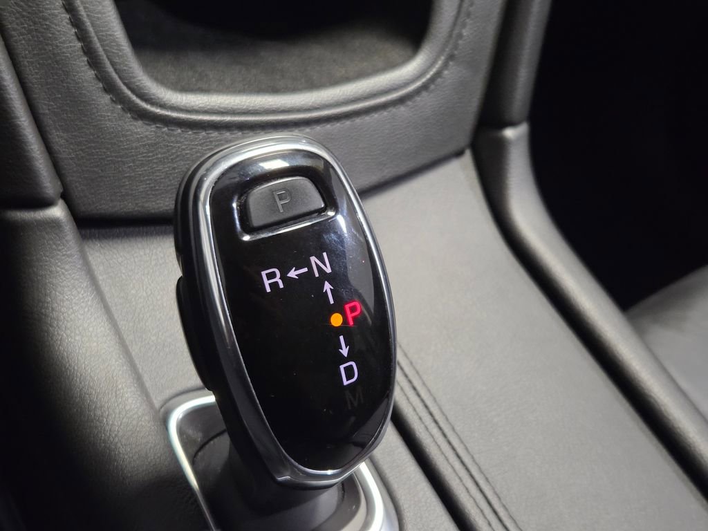 Used 2018 Cadillac XT5 Luxury image 24