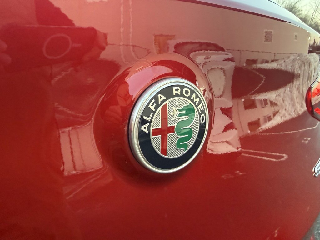 Used 2022 Alfa Romeo Stelvio Quadrifoglio w/ Active Assist Plus Package image 26