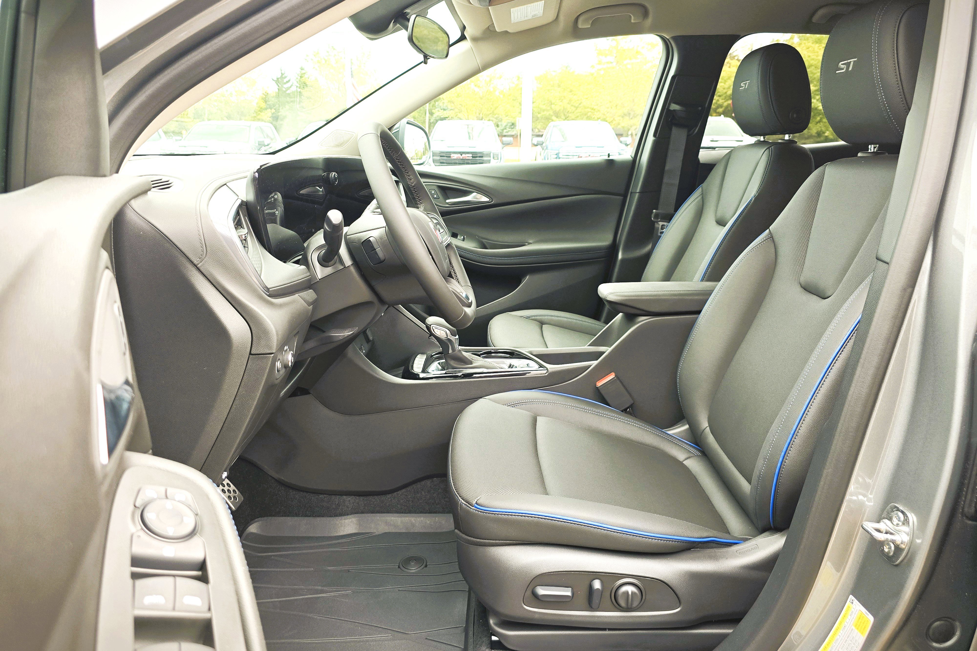 New 2026 Buick Encore GX Sport Touring w/ Advanced Technology Package image 9