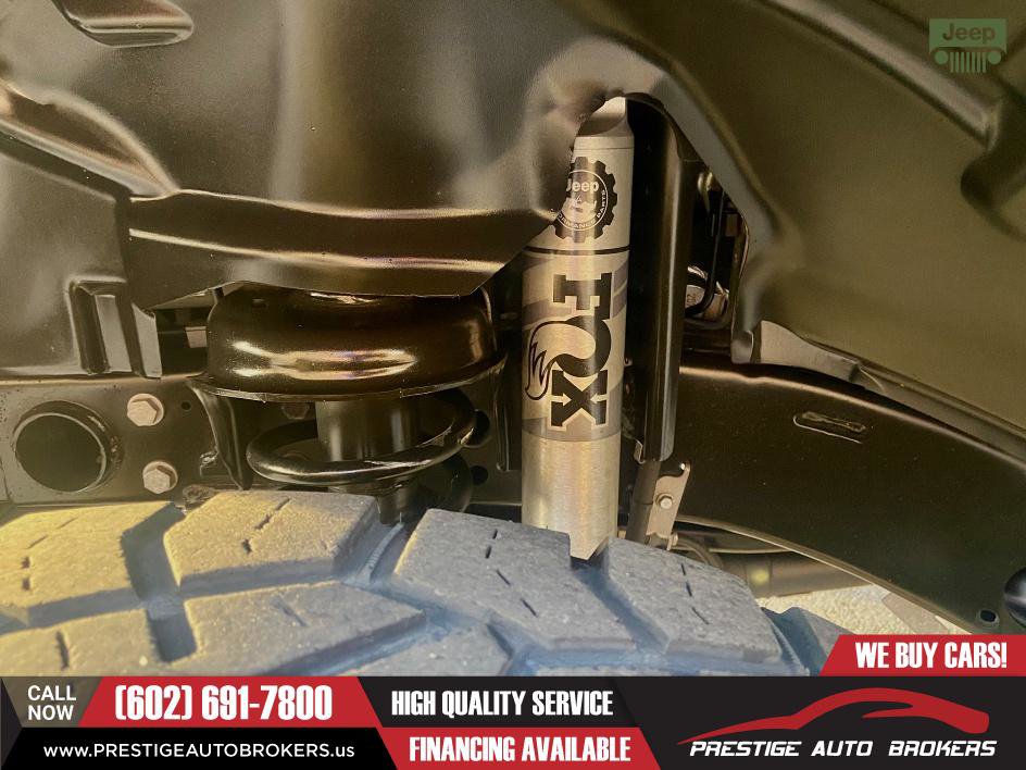 Used 2019 Jeep Wrangler Unlimited Sahara image 13