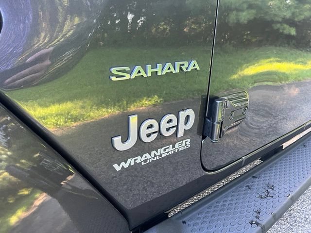 Certified 2022 Jeep Wrangler Unlimited Sahara AWD/4WD image 10
