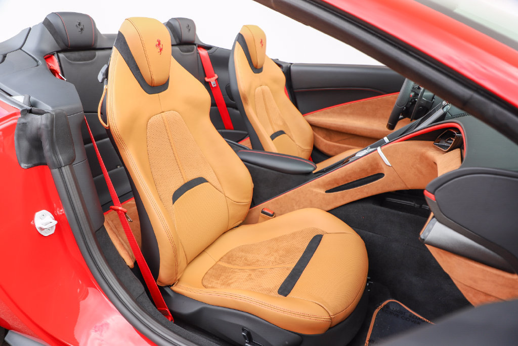 Certified 2026 Ferrari Roma Spider RWD image 14