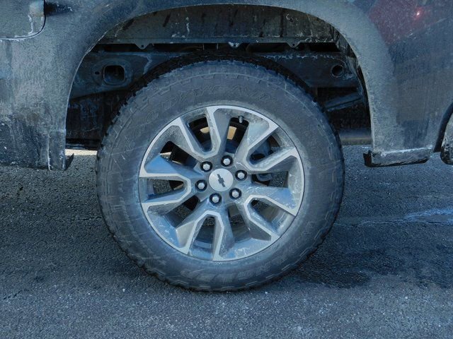 Used 2024 Chevrolet Silverado 1500 RST w/ Z71 Off-Road Package image 40