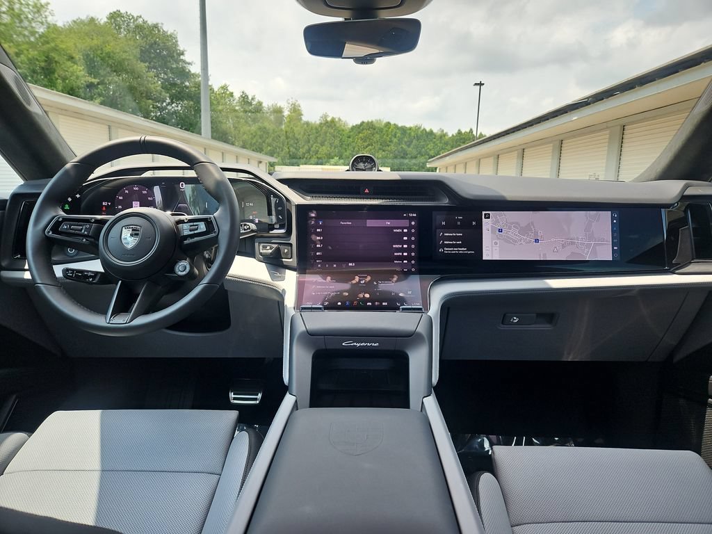 New 2026 Porsche Cayenne Turbo AWD/4WD image 9