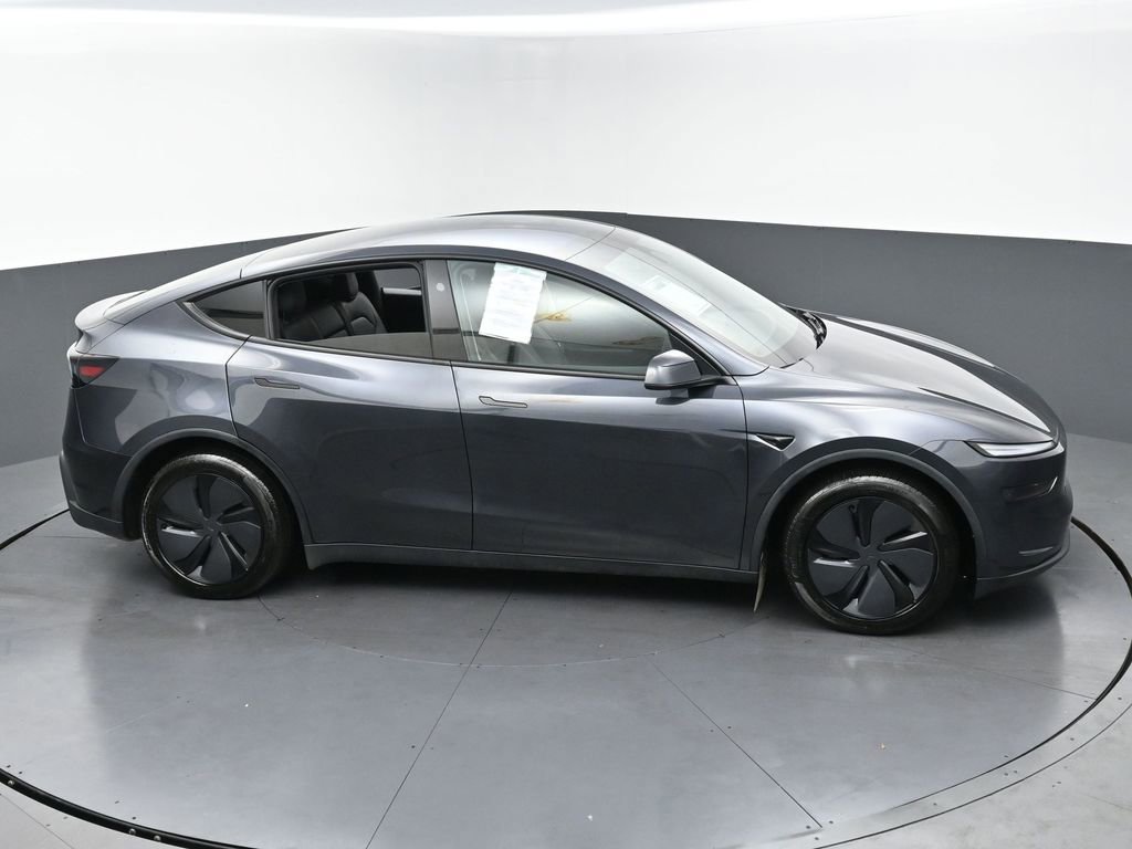 Used 2026 Tesla Model Y Long Range image 40