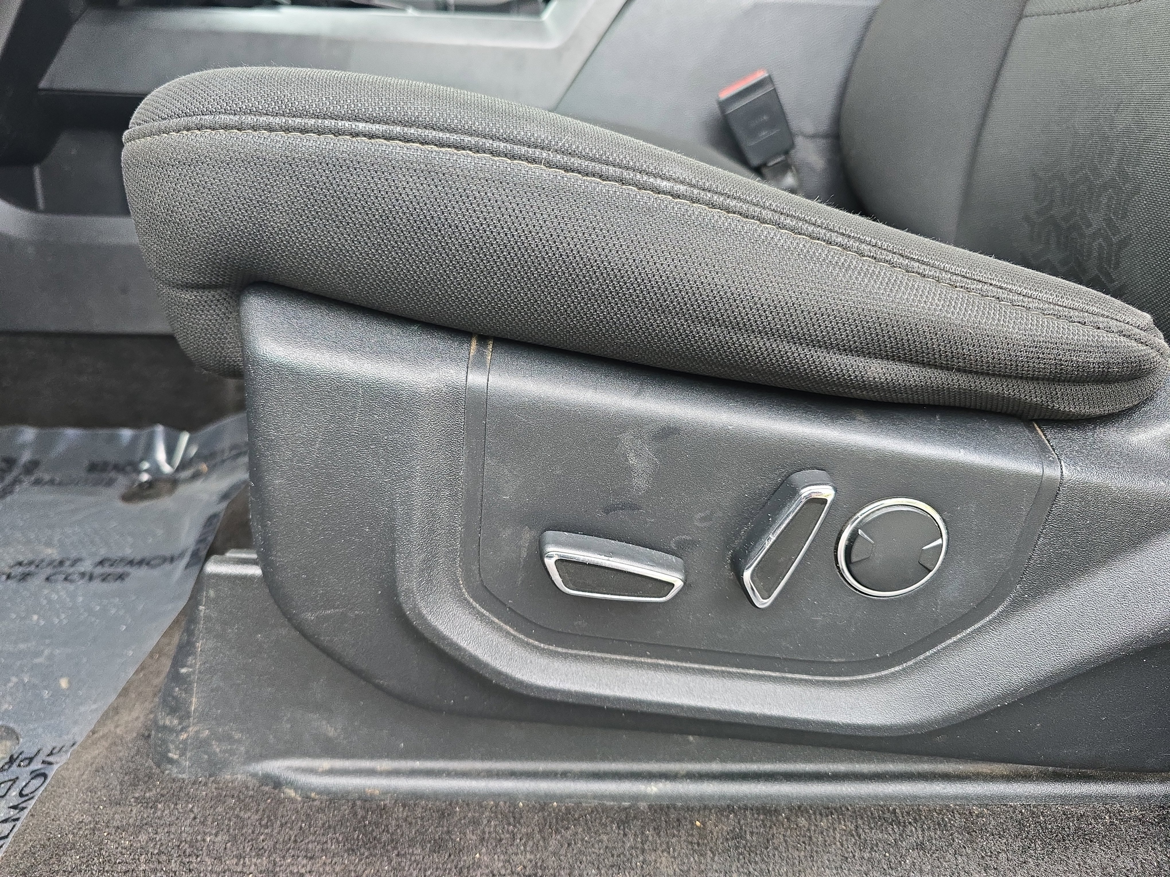 Used 2018 Ford F150 XLT w/ Equipment Group 302A Luxury image 28