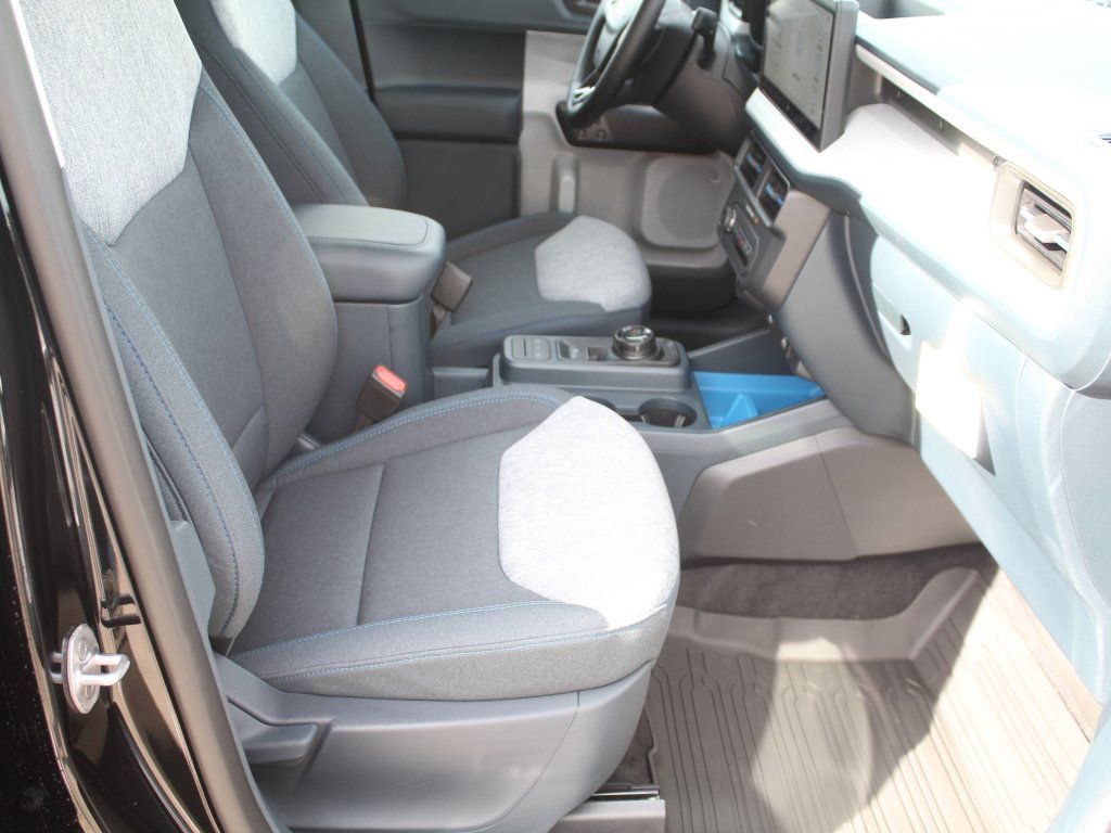 New 2026 Ford Maverick XLT w/ XLT Luxury Package image 18