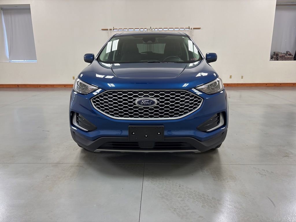 Used 2024 Ford Edge SEL AWD/4WD image 3