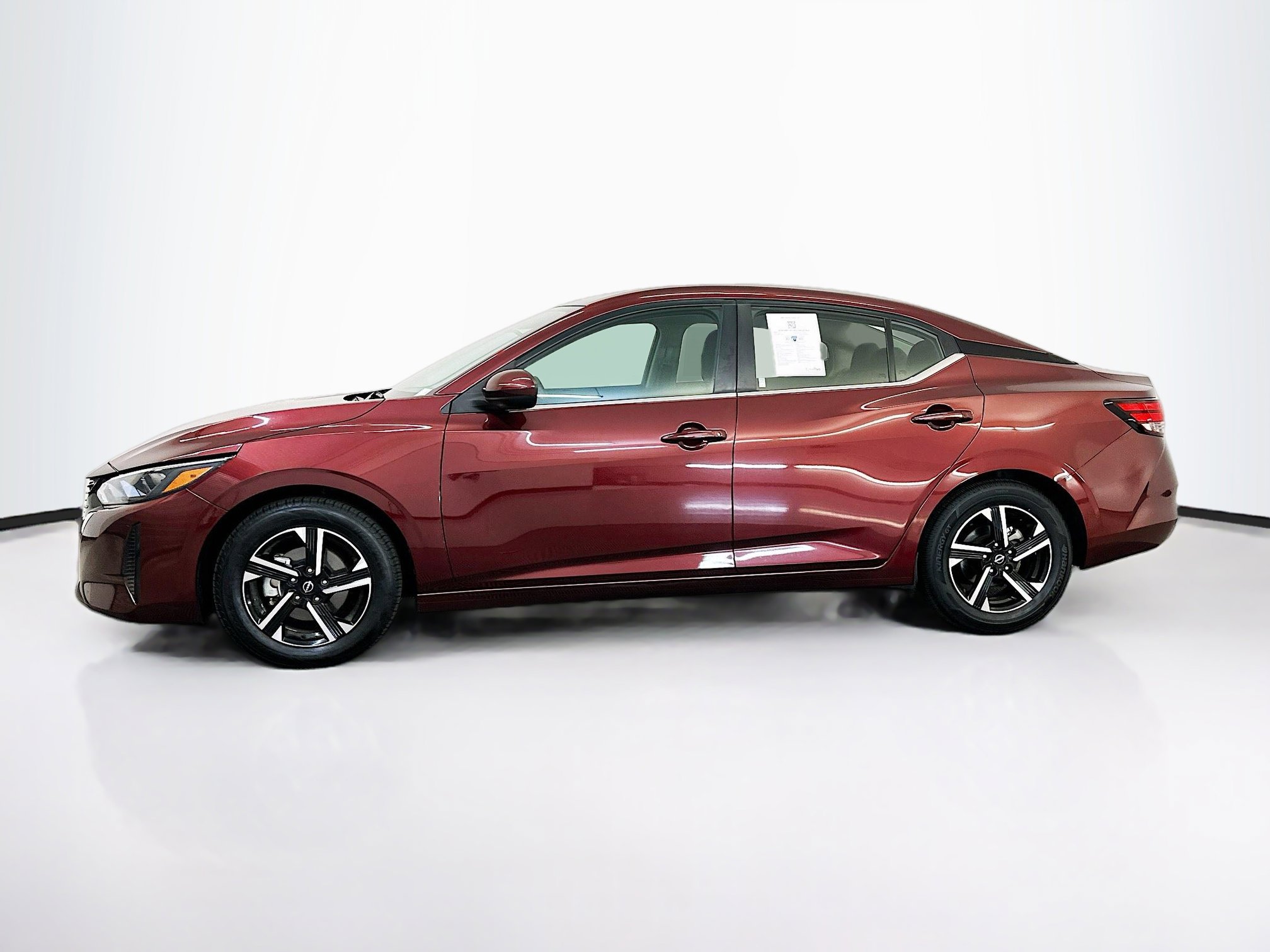 Used 2024 Nissan Sentra SV image 4