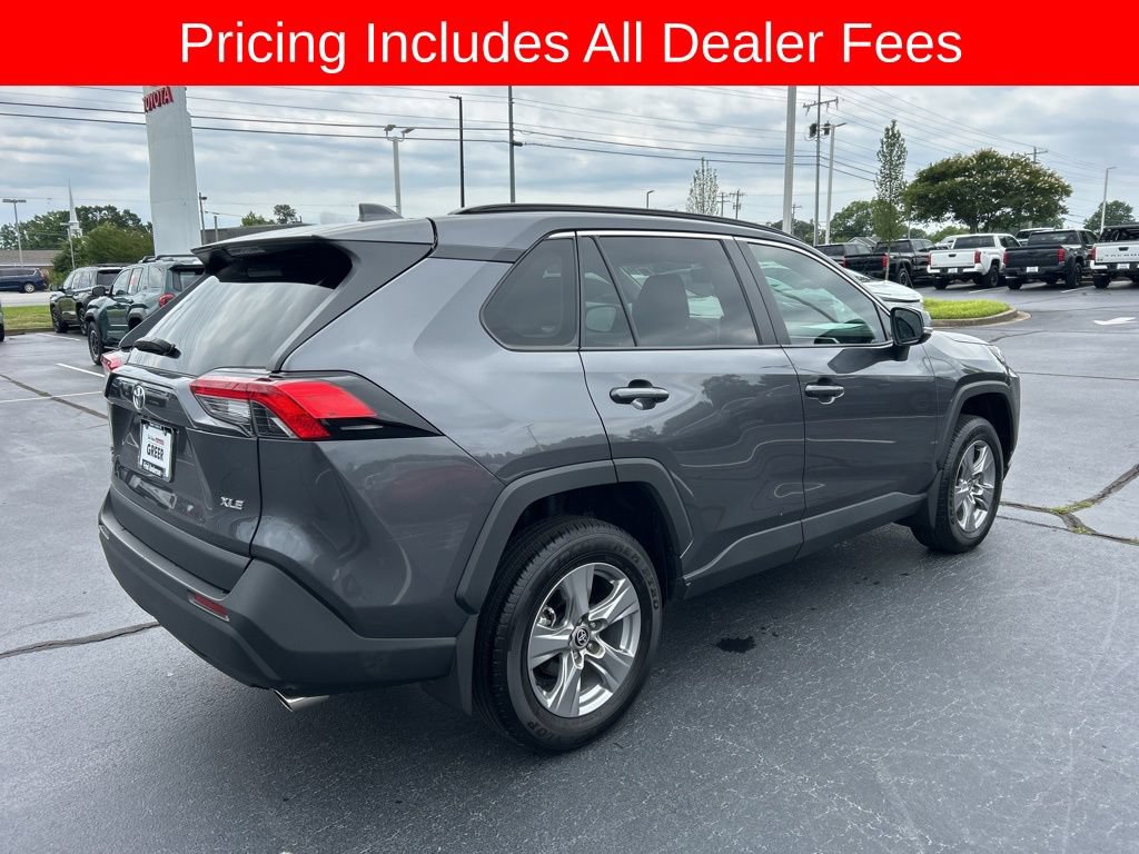 Used 2025 Toyota RAV4 XLE w/ Convenience Package FWD image 20