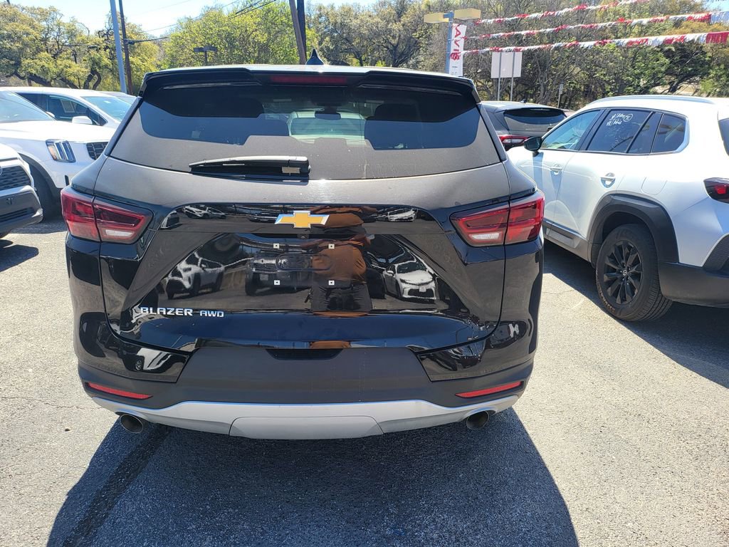 Used 2025 Chevrolet Blazer LT image 13
