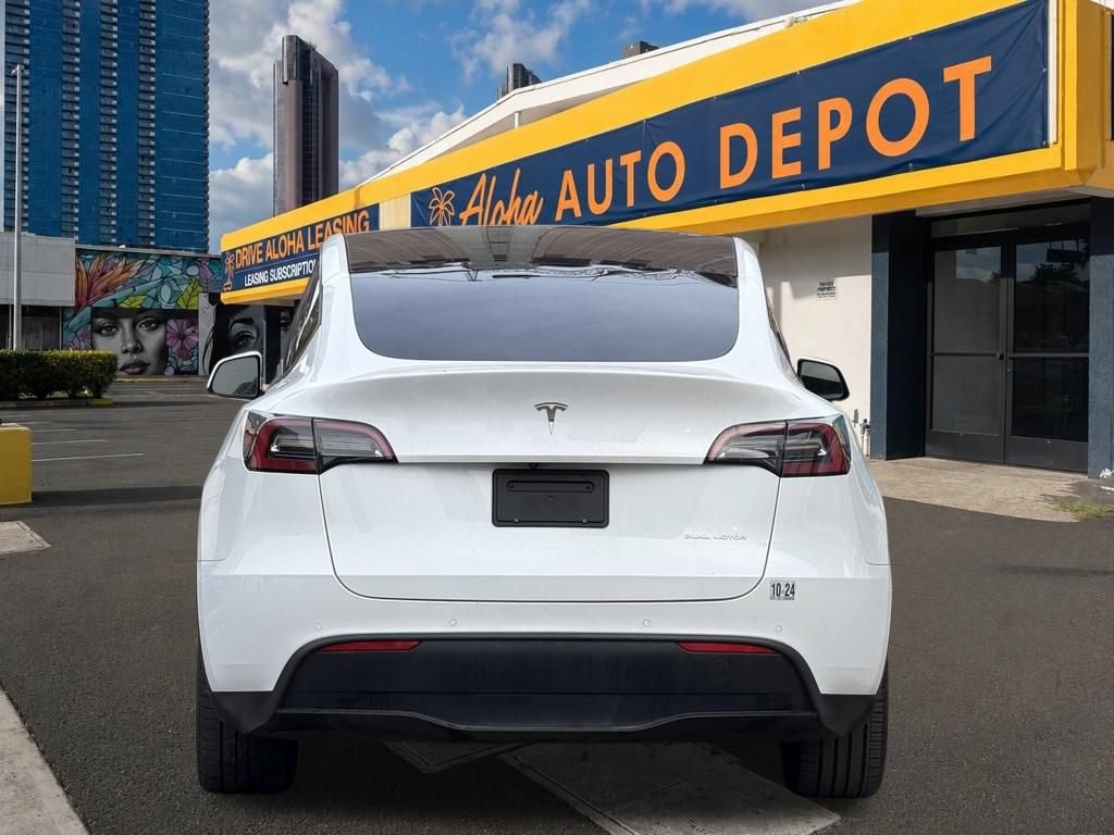 Used 2021 Tesla Model Y Long Range AWD/4WD video 4