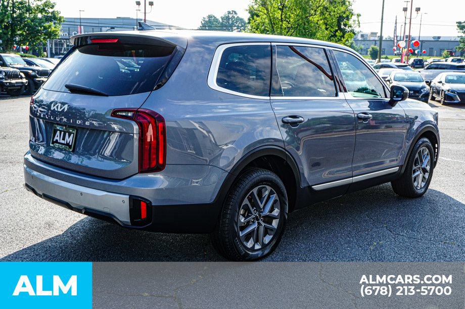 Used 2024 Kia Telluride LX FWD image 6
