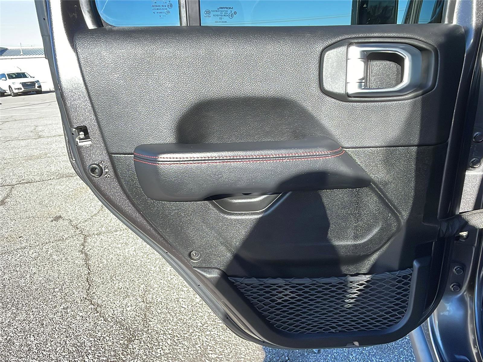 Used 2022 Jeep Wrangler Unlimited Rubicon w/ Steel Bumper Group image 16