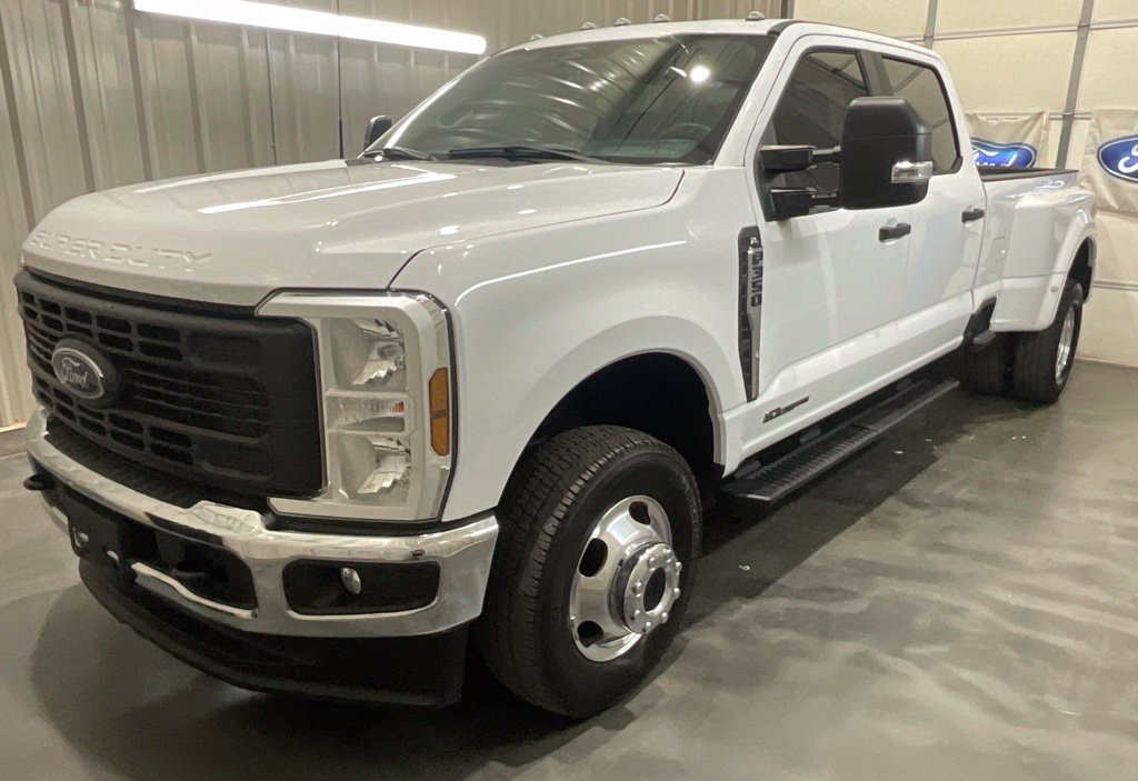 Used 2024 Ford F350 XL w/ XL Driver Assist Package AWD/4WD image 4