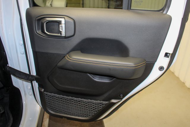 Used 2024 Jeep Gladiator Sport image 15