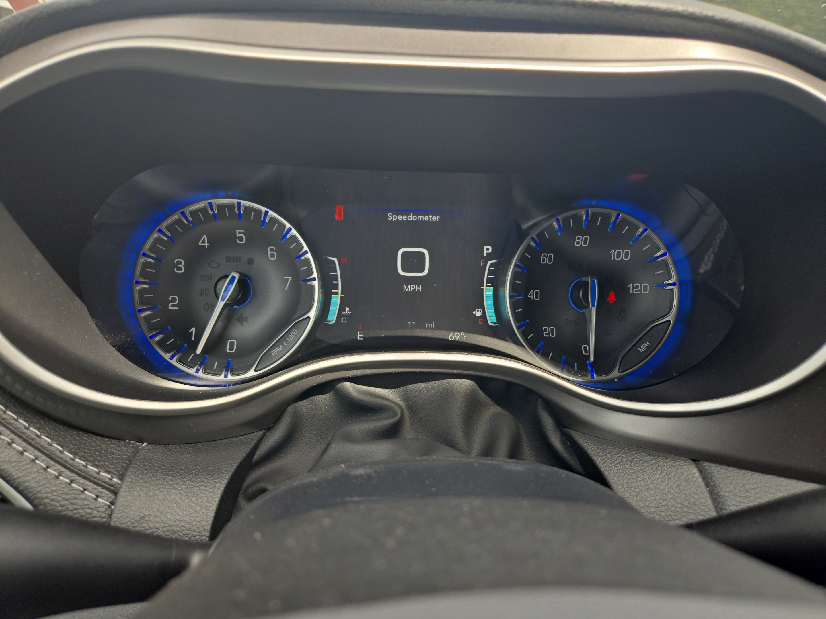 New 2026 Chrysler Pacifica Select w/ S Appearance Package FWD image 15