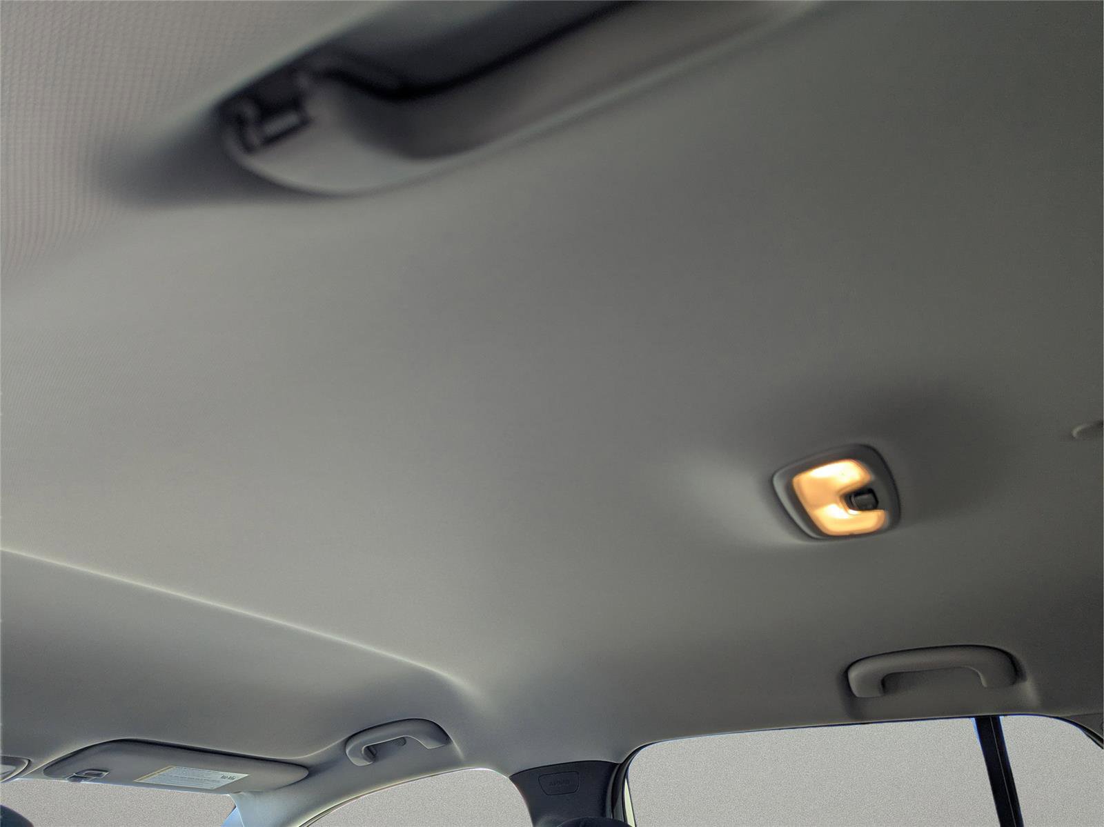 Used 2025 Chevrolet Trax LS w/ LS Convenience Package image 15