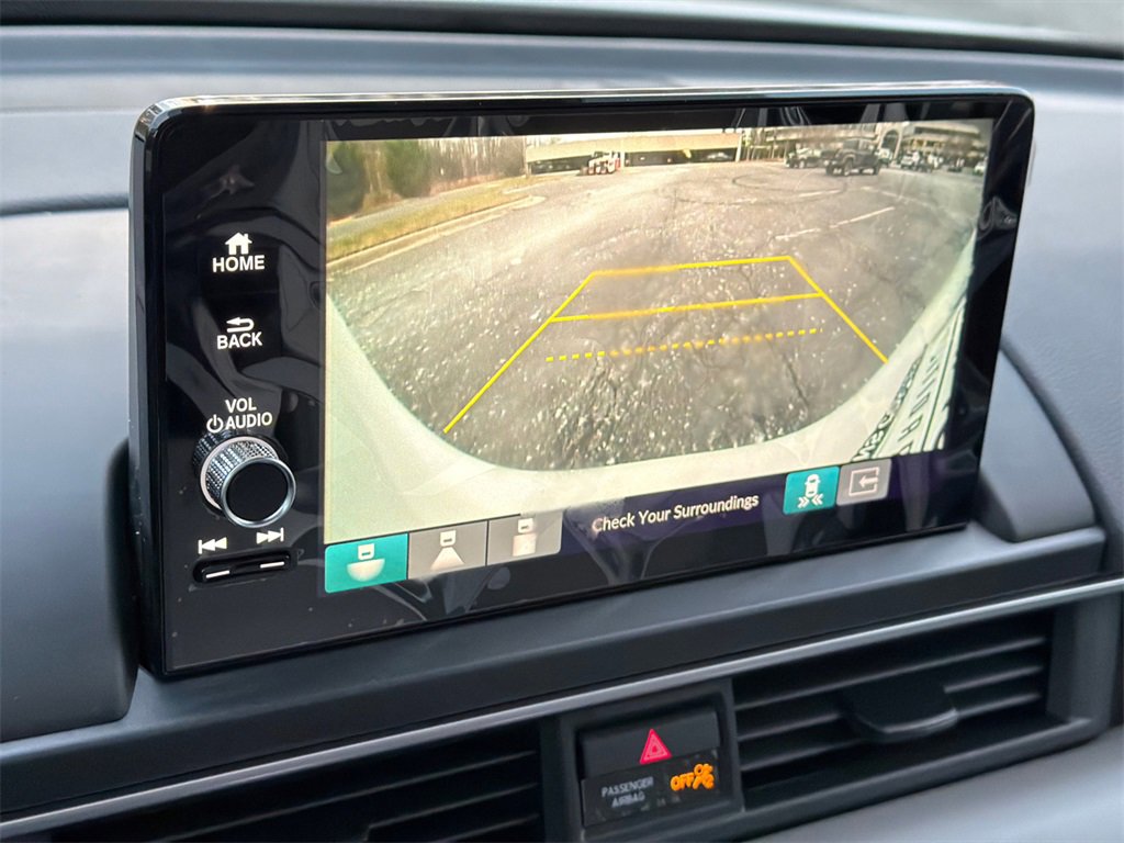 New 2025 Honda Pilot Touring image 29