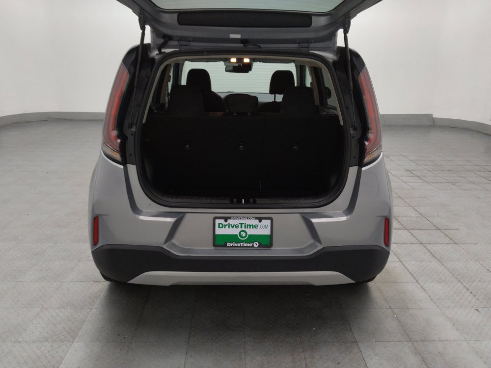 Used 2023 Kia Soul LX w/ LX Technology Package FWD image 29